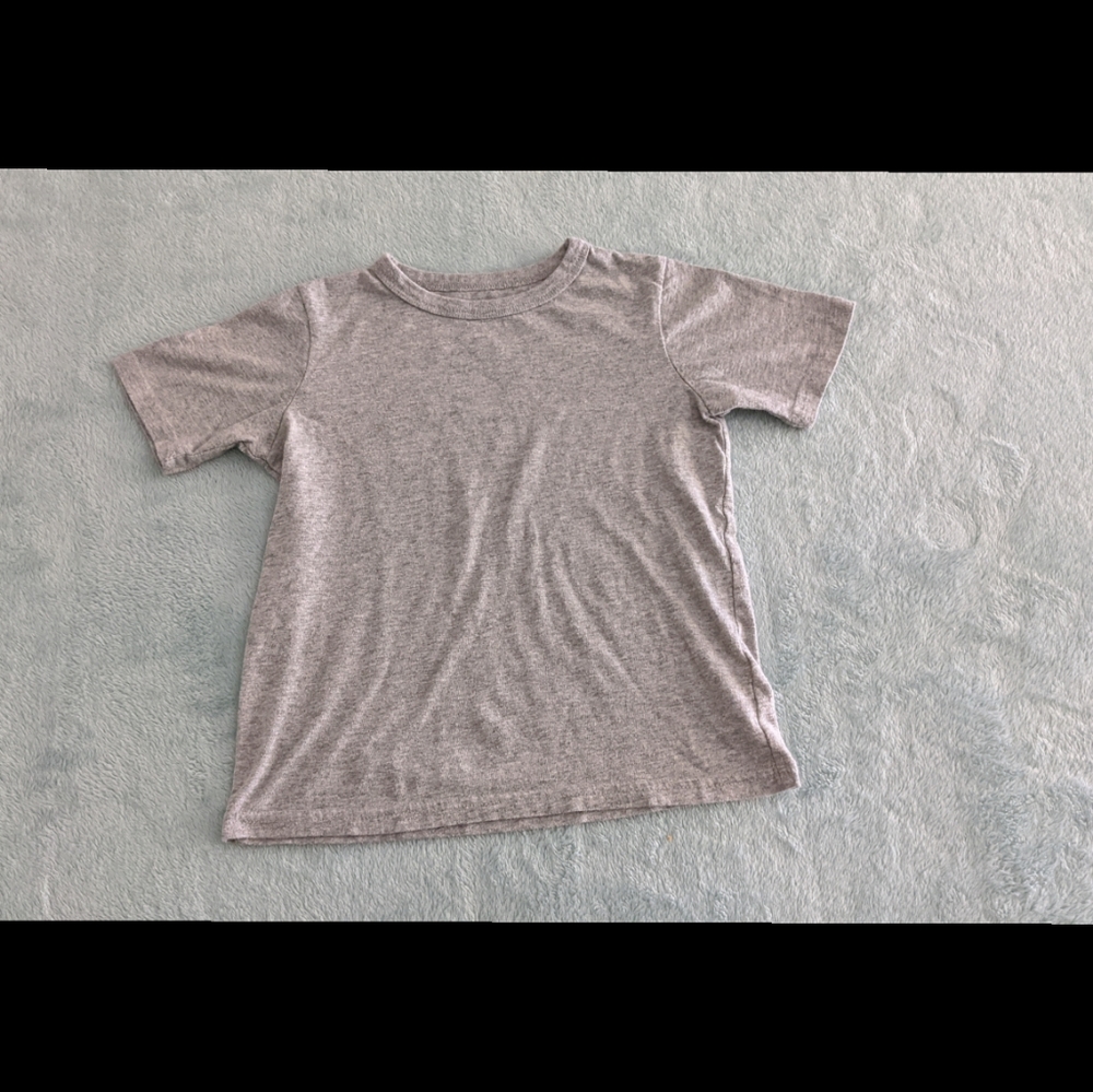 Children's Place 5T Boy's Tee